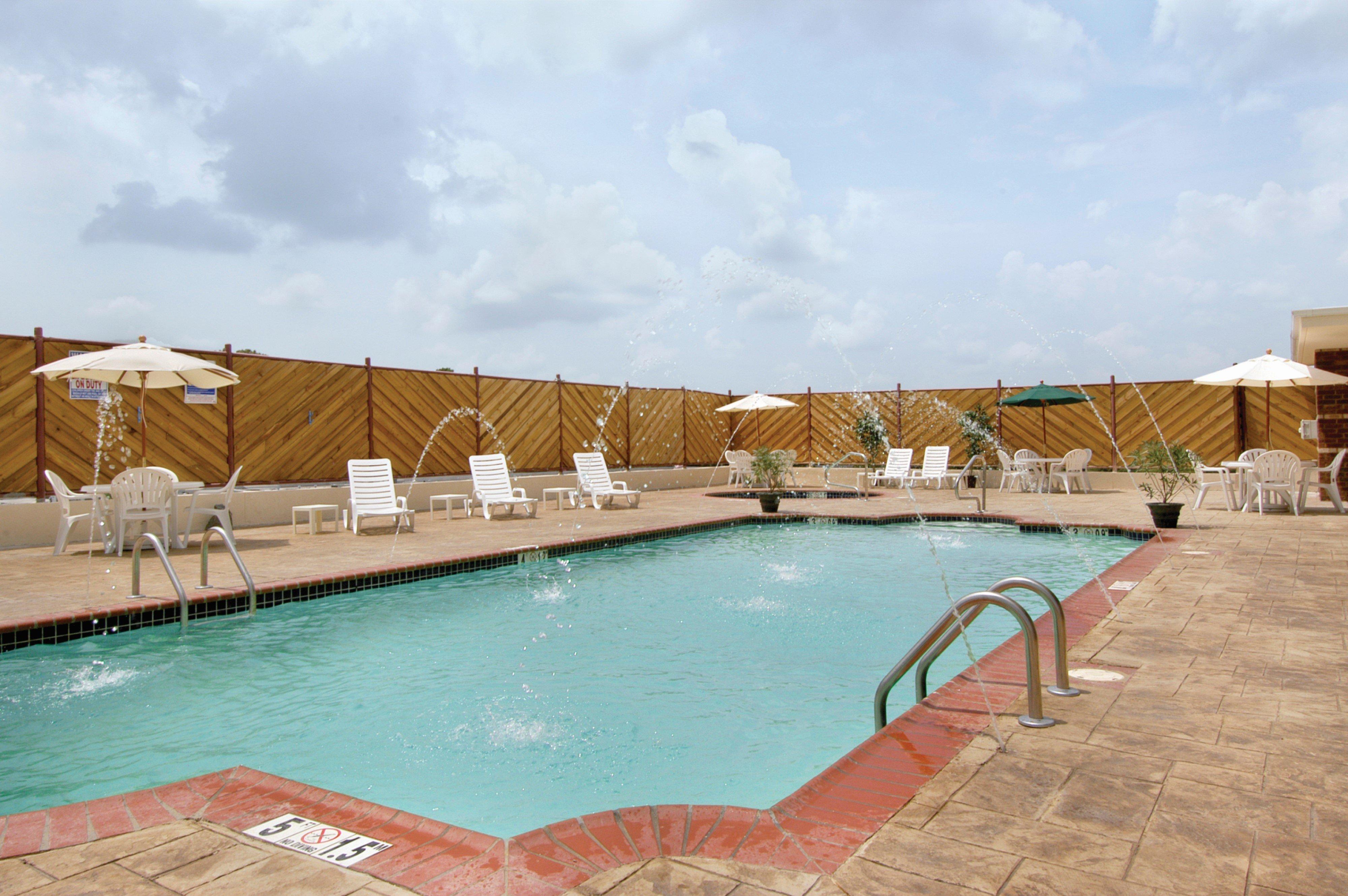 Holiday Inn Hotels Batesville By Ihg Екстериор снимка