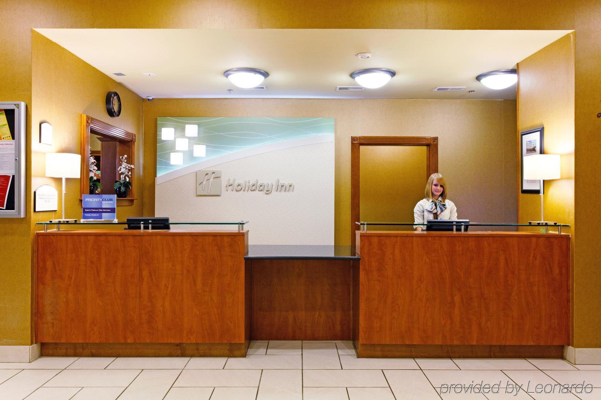 Holiday Inn Hotels Batesville By Ihg Интериор снимка